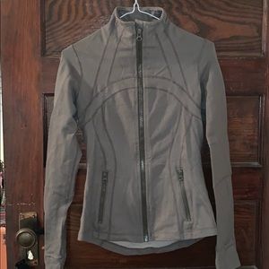 lululemon zip up - green - size 4